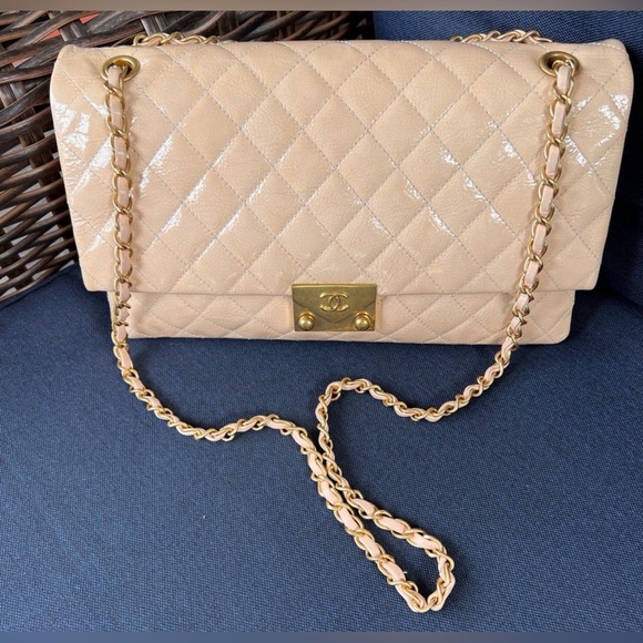 CHANEL “RARE” single flap classic bag⭐️ - Picture 14 of 16